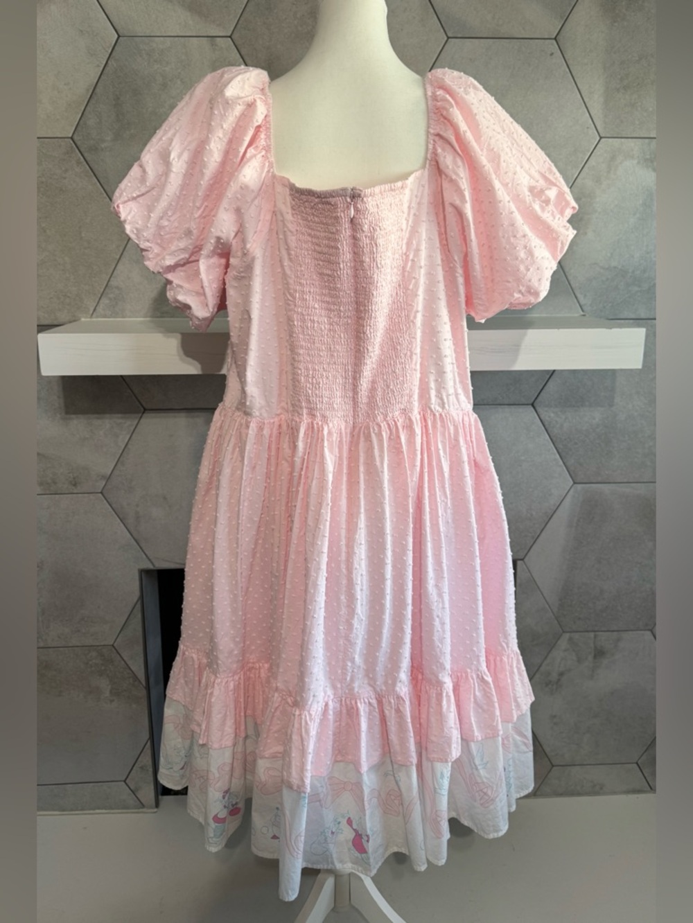 Cinderella 75th Anniversary Collection 2025
Cinderella Dress / Disney Dress Shop - Picture 5 of 13